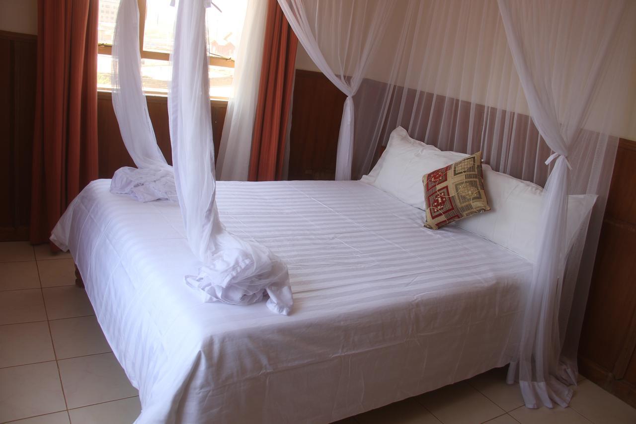 Bomen Hotel Isiolo ภายนอก รูปภาพ