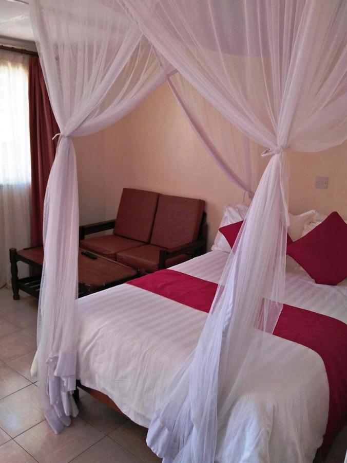 Bomen Hotel Isiolo ภายนอก รูปภาพ